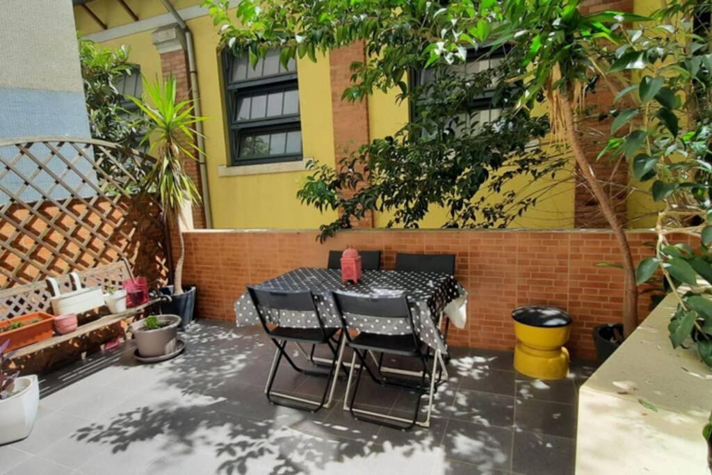 Charming Sunny Terrace / One Bedroom Apartment Lisbon Exterior photo