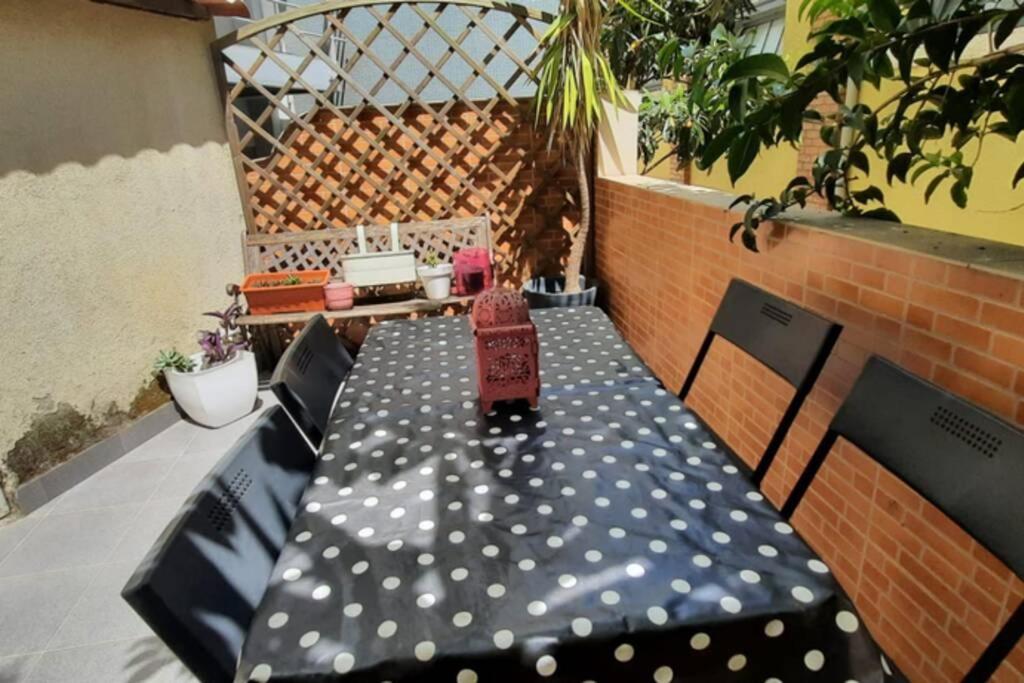 Charming Sunny Terrace / One Bedroom Apartment Lisbon Exterior photo